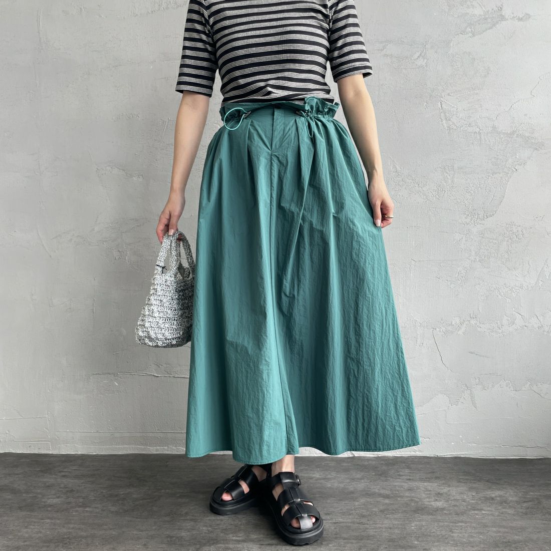 060 ｸﾞﾘｰﾝ&&モデル身長：163cm 着用サイズ：F&&