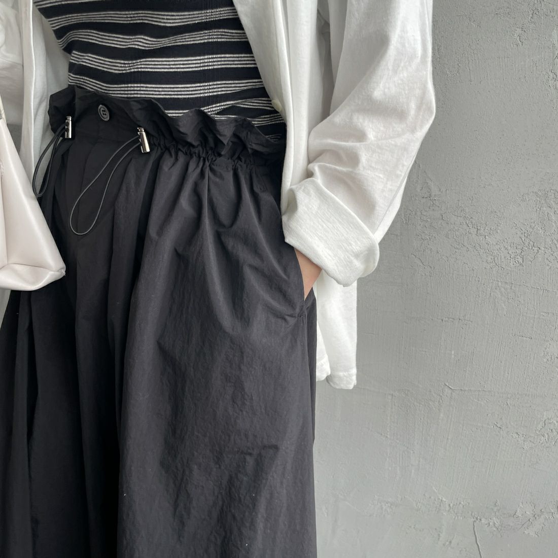 Jeans Factory Clothes [ジーンズファクトリークローズ] ドローコードギャザースカート [21241062] 004 ﾌﾞﾗｯｸ &&モデル身長：156cm 着用サイズ：F&&