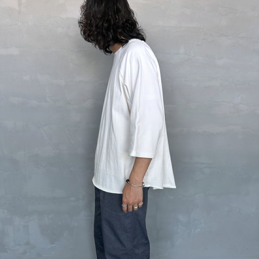 Jeans Factory Clothes [ジーンズファクトリークローズ] 20/2 ヘビーウェイトワイドベースボールTシャツ [2421-411IN] WHITE&&モデル身長：173cm 着用サイズ：M&&