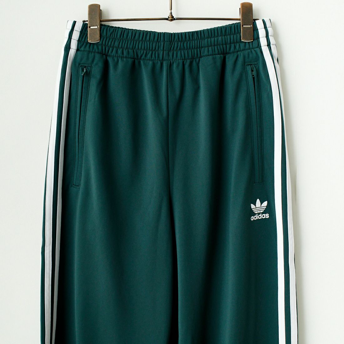 adidas Originals [アディダス オリジナルス] アディカラークラシックス ファイヤーバードトラックパンツ [FWE47] IY9899