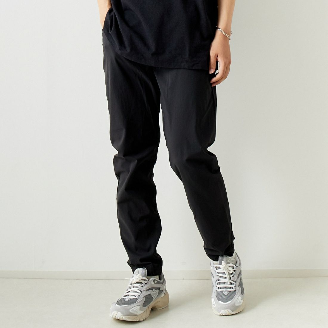 patagonia [パタゴニア] メンズ クアンダリー ジョガーパンツ [55796] BLK &&モデル身長：179cm 着用サイズ：M&&