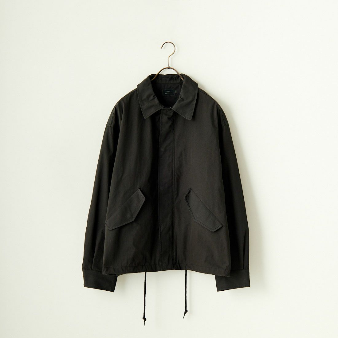 700 BLACK