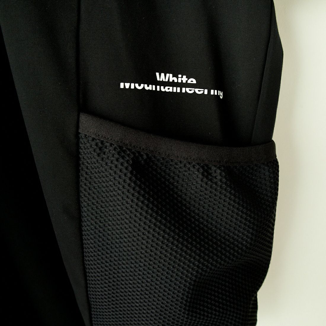 White Mountaineering [ホワイトマウンテニアリング] サイドポケットTシャツ [WM2471505] BLACK