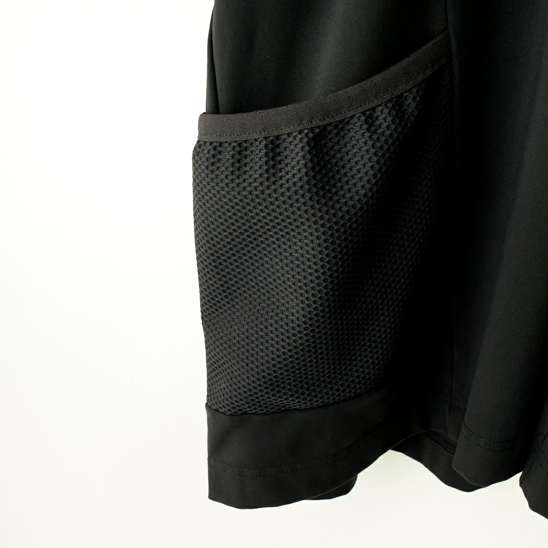 White Mountaineering [ホワイトマウンテニアリング] サイドポケットTシャツ [WM2471505] BLACK