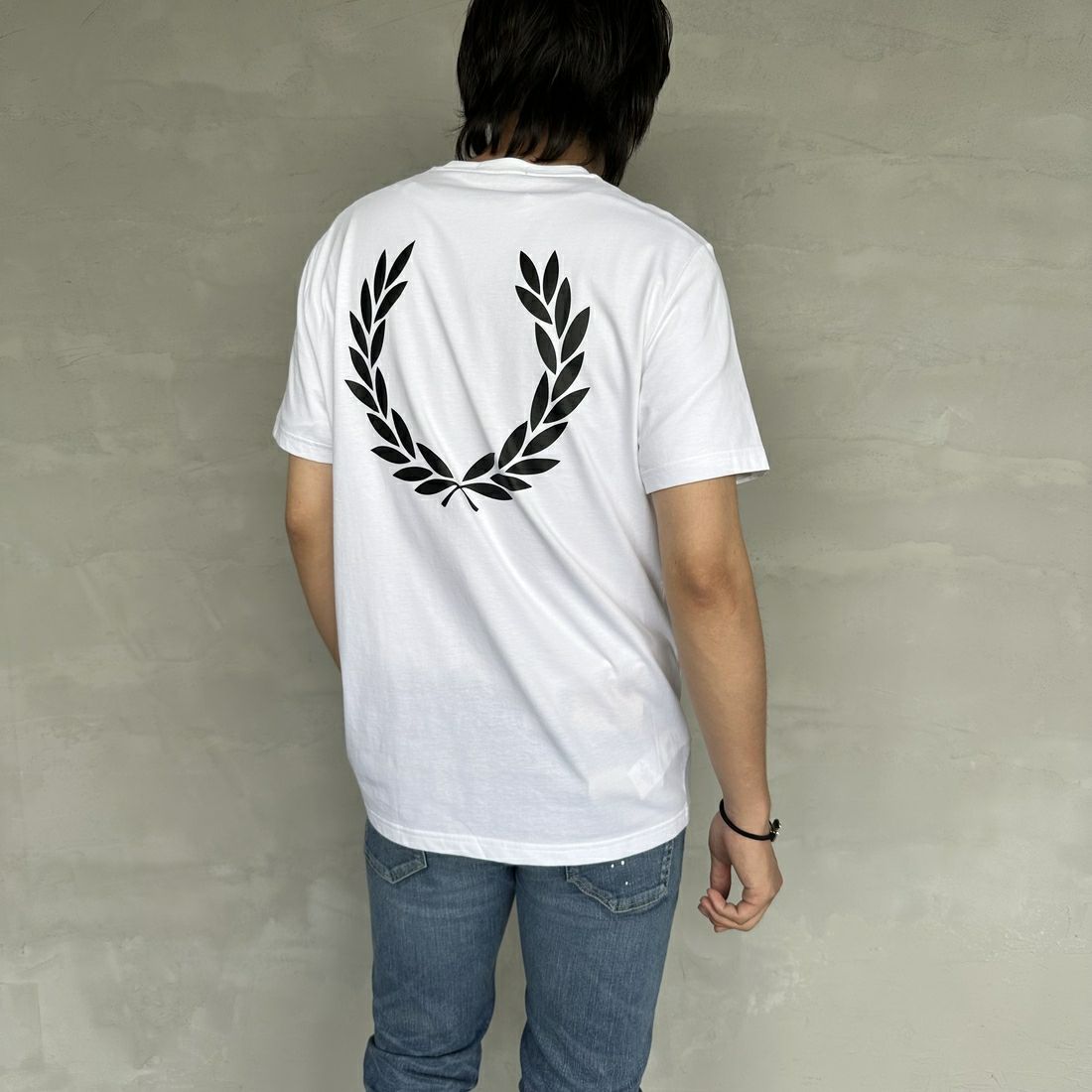 100 WHITE&&モデル身長：173cm 着用サイズ：M&&
