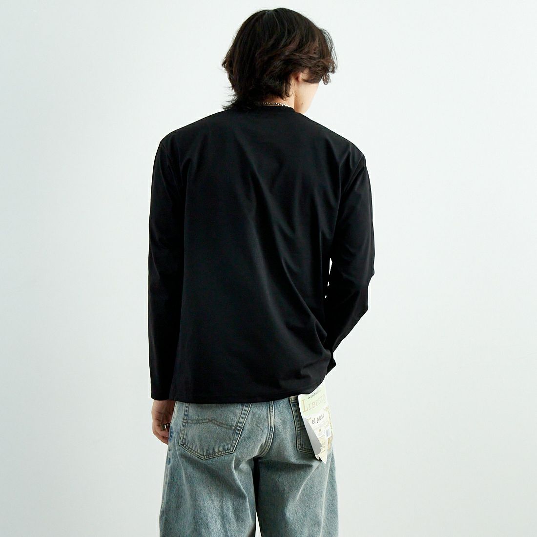 THE NORTH FACE [ザ ノースフェイス] ロングスリーブエアリーリラックスティー [NT62345] K &&モデル身長：179cm 着用サイズ：M&&