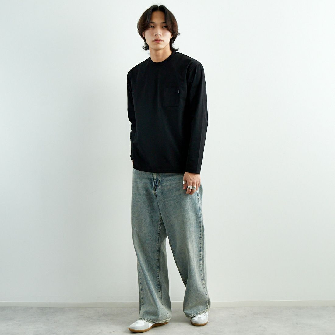 THE NORTH FACE [ザ ノースフェイス] ロングスリーブエアリーリラックスティー [NT62345] K &&モデル身長：179cm 着用サイズ：M&&
