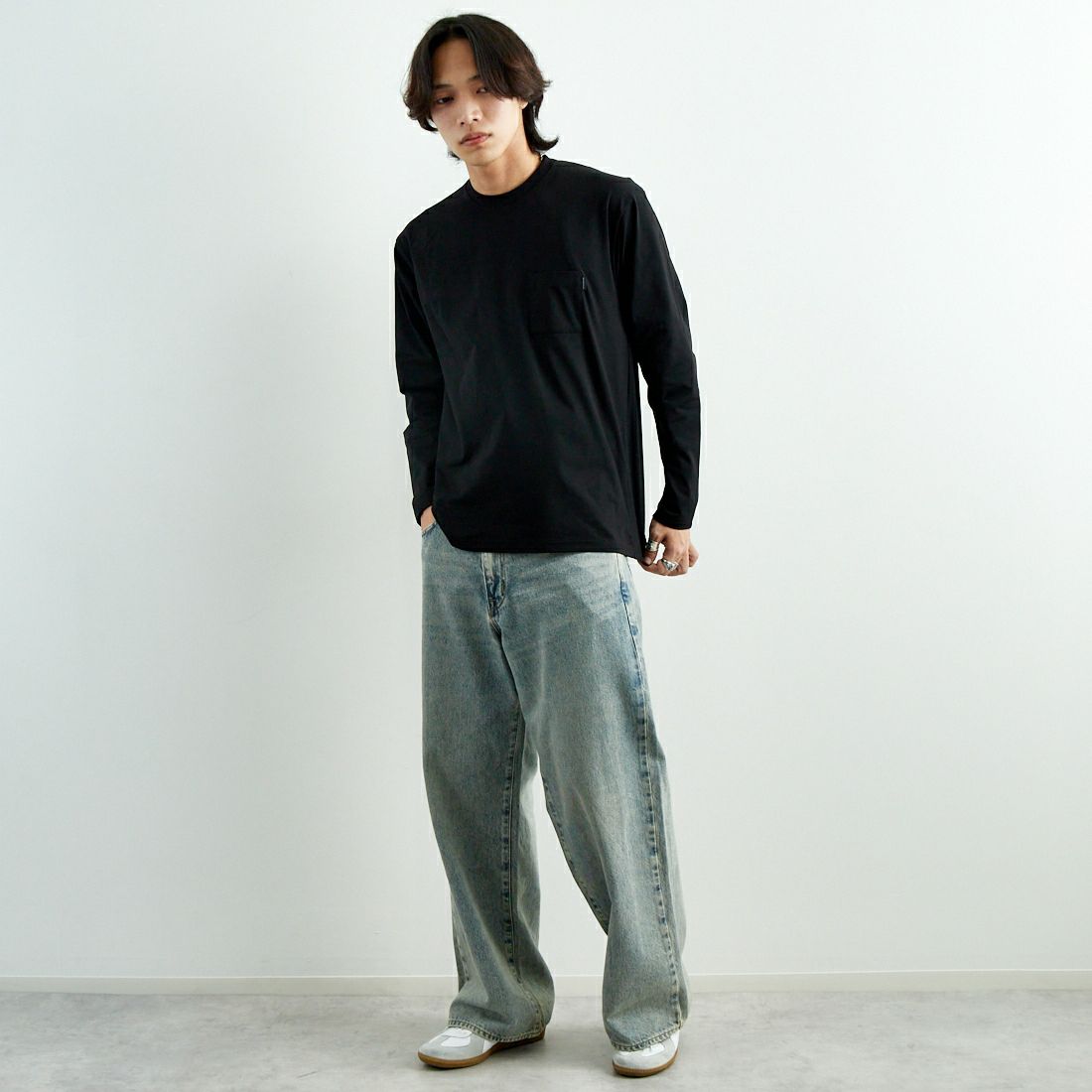 THE NORTH FACE [ザ ノースフェイス] ロングスリーブエアリーリラックスティー [NT62345] K &&モデル身長：179cm 着用サイズ：M&&