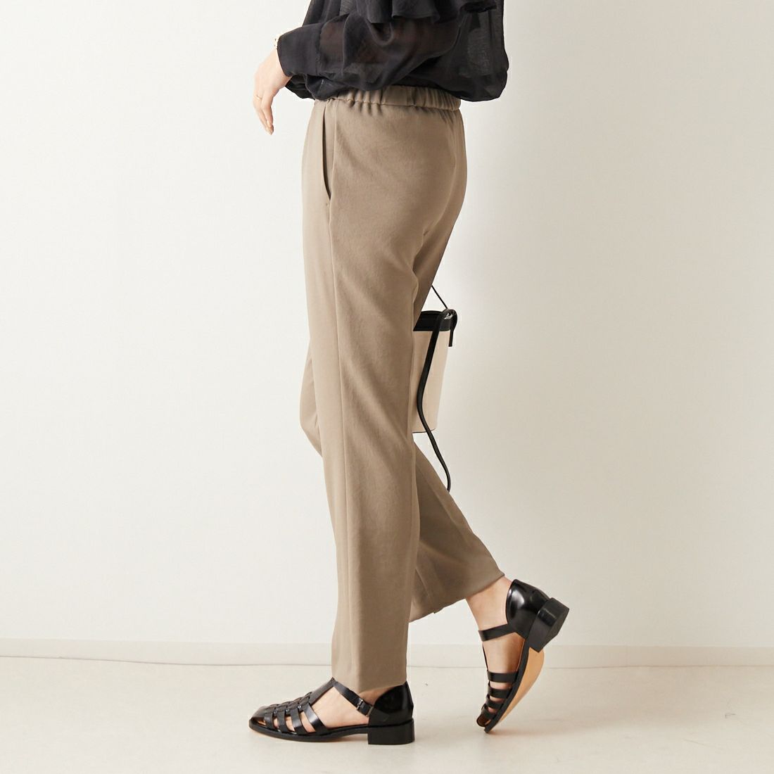 Jeans Factory Clothes [ジーンズファクトリークローズ] フルダルエアーセミフレアパンツ [21241054] 056 ｶｰｷ &&モデル身長：167cm 着用サイズ：38&&