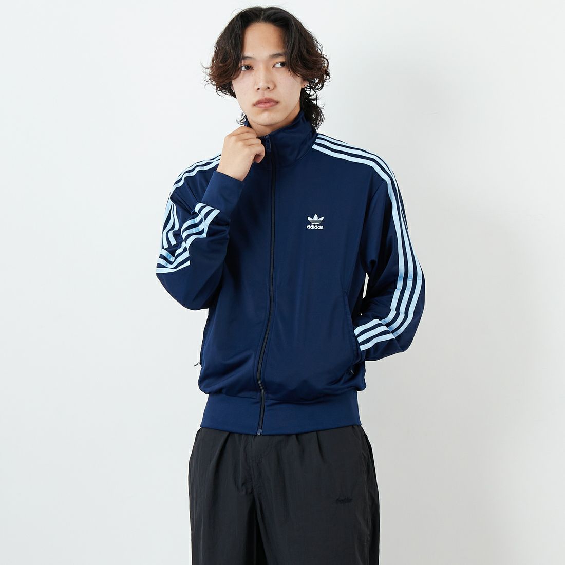 adidas Originals [アディダス オリジナルス] アディカラークラシックス ファイヤーバードトラックジャケット [FWE48] JP2544 &&モデル身長：179cm 着用サイズ：M&&