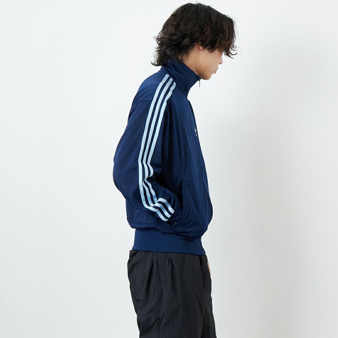 adidas Originals [アディダス オリジナルス] アディカラークラシックス ファイヤーバードトラックジャケット [FWE48] JP2544 &&モデル身長：179cm 着用サイズ：M&&