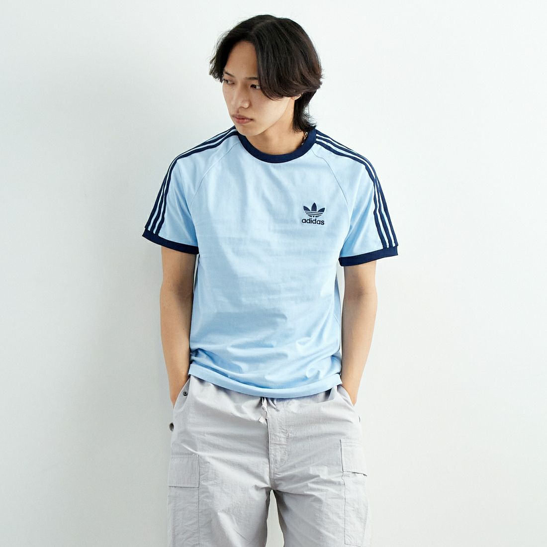 adidas Originals [アディダス オリジナルス] アディカラークラシックス スリーストライプスTシャツ [BVB48] JN7018 &&モデル身長：179cm 着用サイズ：L&&
