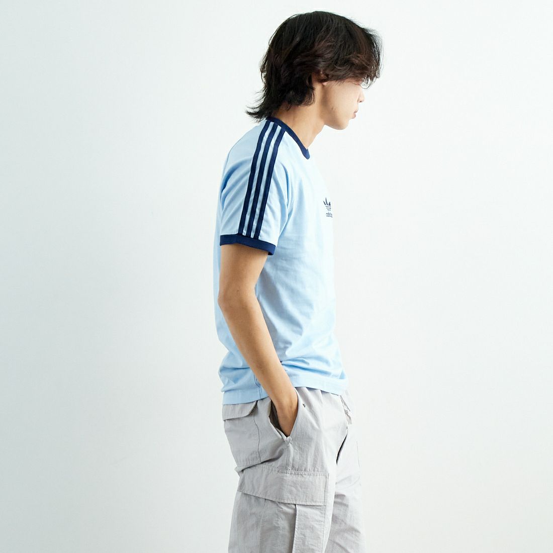 adidas Originals [アディダス オリジナルス] アディカラークラシックス スリーストライプスTシャツ [BVB48] JN7018 &&モデル身長：179cm 着用サイズ：L&&