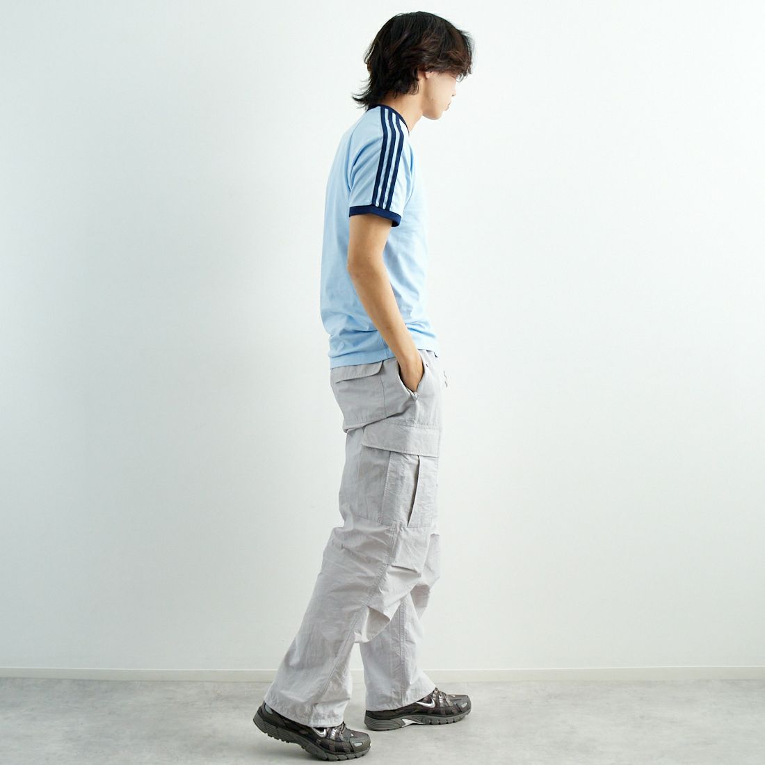 adidas Originals [アディダス オリジナルス] アディカラークラシックス スリーストライプスTシャツ [BVB48] JN7018 &&モデル身長：179cm 着用サイズ：L&&