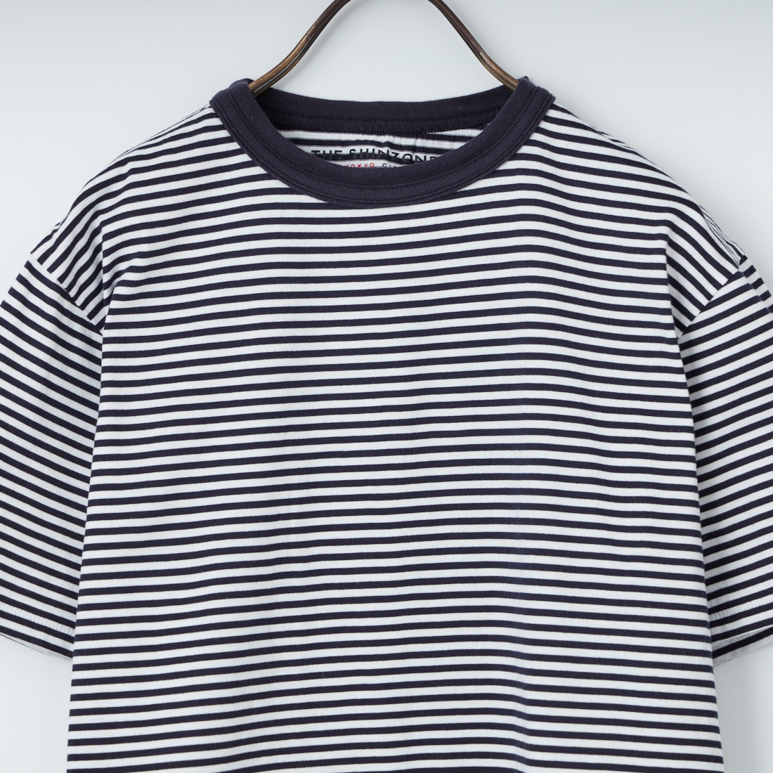 THE SHINZONE [ザ シンゾーン] コットンパックTシャツ [20SMSCU66] 85 W/BORDE &&モデル身長：163cm 着用サイズ：F0&&