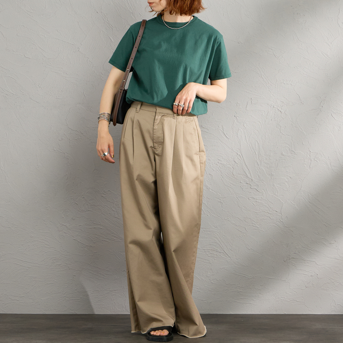 THE SHINZONE [ザ シンゾーン] コットンパックTシャツ [20SMSCU66] 85 W/BORDE &&モデル身長：156cm 着用サイズ：F0&&