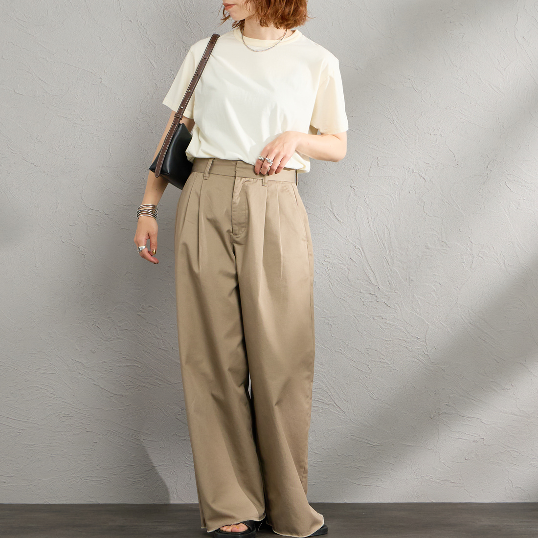 THE SHINZONE [ザ シンゾーン] コットンパックTシャツ [20SMSCU66] 53 YEL/D.N &&モデル身長：160cm 着用サイズ：F0&&