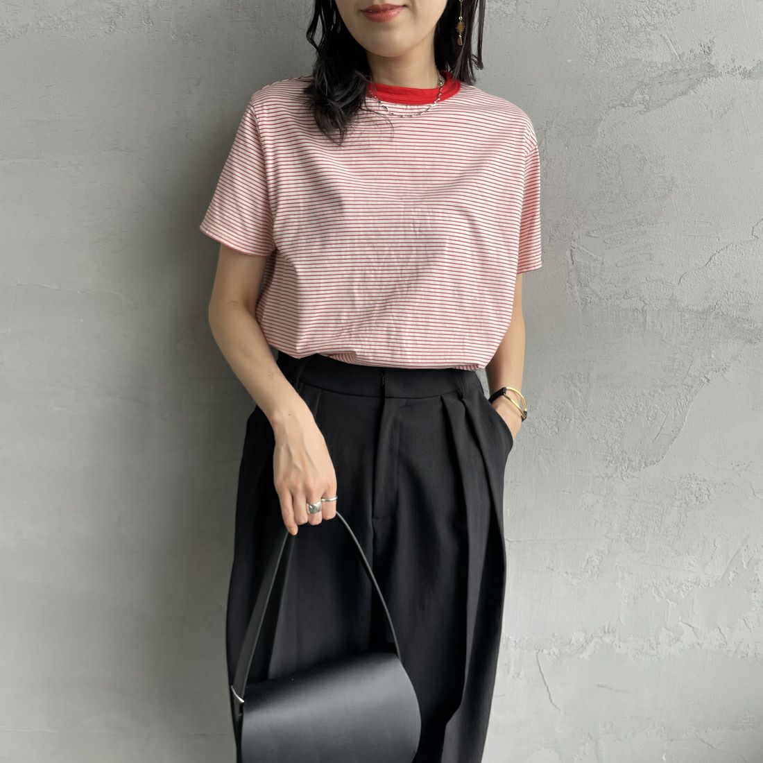 THE SHINZONE [ザ シンゾーン] コットンパックTシャツ [20SMSCU66] 05 C.GY/RE &&モデル身長：160cm 着用サイズ：F0&&