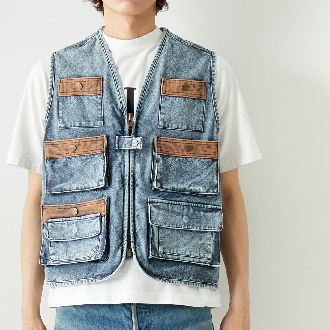 WOOLRICH [ウールリッチ] コーデュラダックベスト [WJVE0018] IB &&モデル身長：182cm 着用サイズ：M&&