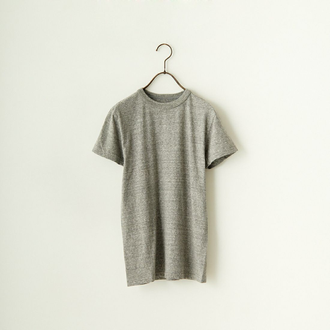 06 GRAY