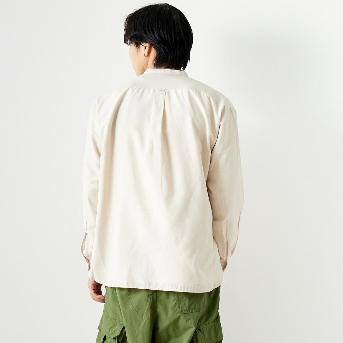 Jeans Factory Clothes [ジーンズファクトリークローズ] ロングスリーブ テックリネンバンドカラーシャツ [EPC-41100] 1 O.WHITE &&モデル身長：179cm 着用サイズ：M&&
