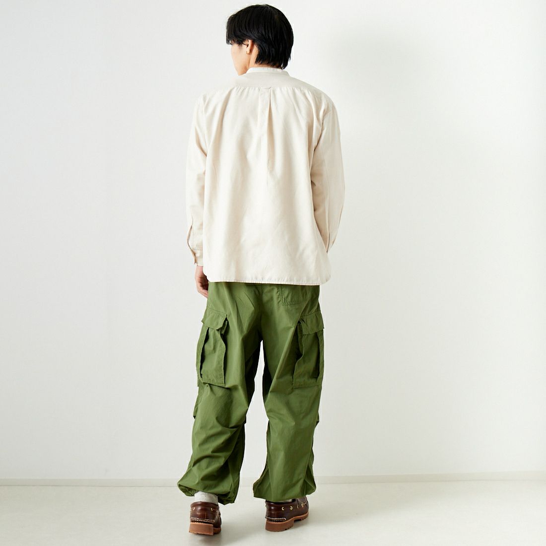 Jeans Factory Clothes [ジーンズファクトリークローズ] ロングスリーブ テックリネンバンドカラーシャツ [EPC-41100] 1 O.WHITE &&モデル身長：179cm 着用サイズ：M&&