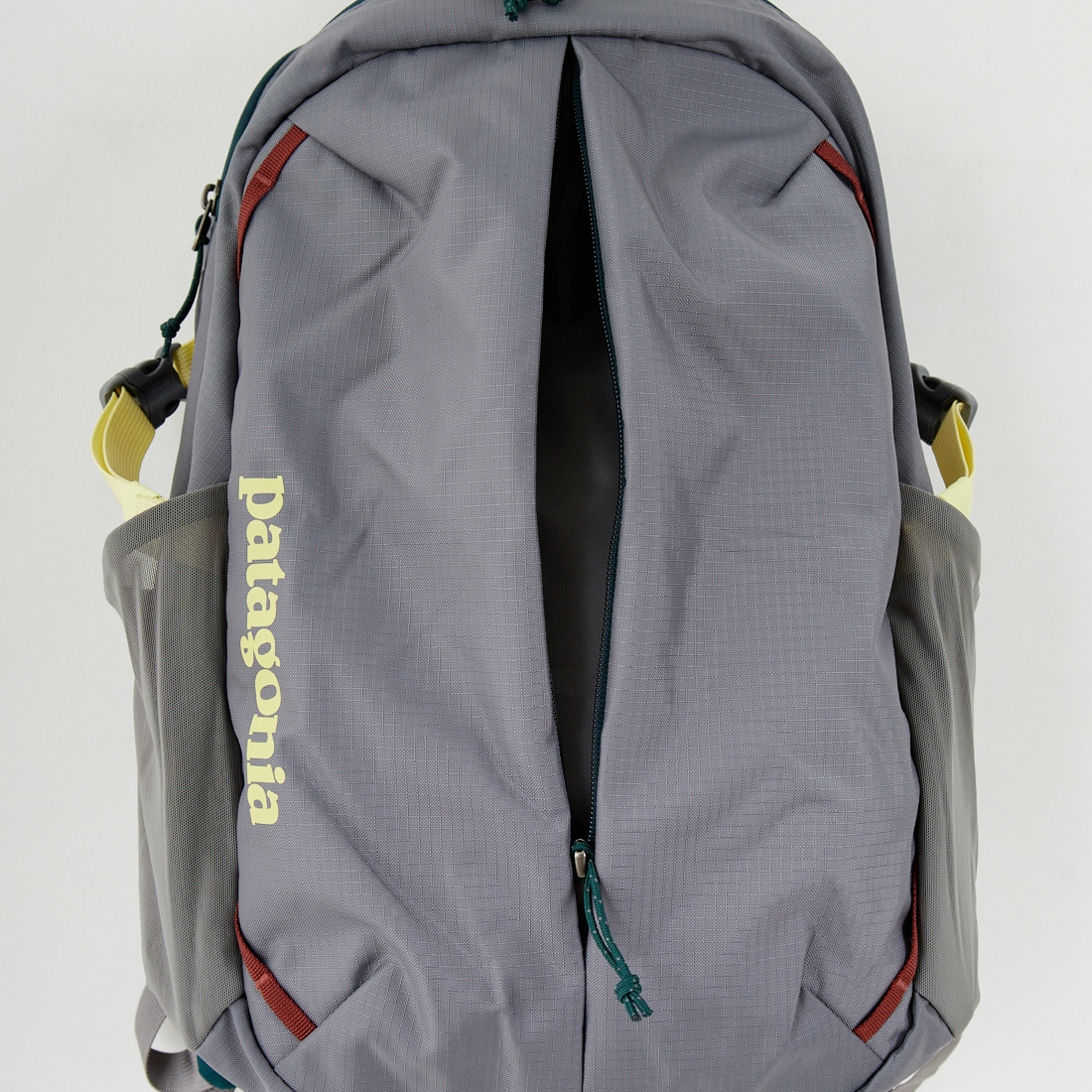 patagonia [パタゴニア] レフュジオ デイパック 26L [47913] NGRY