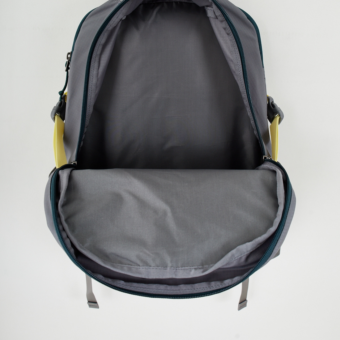 patagonia [パタゴニア] レフュジオ デイパック 26L [47913] NGRY