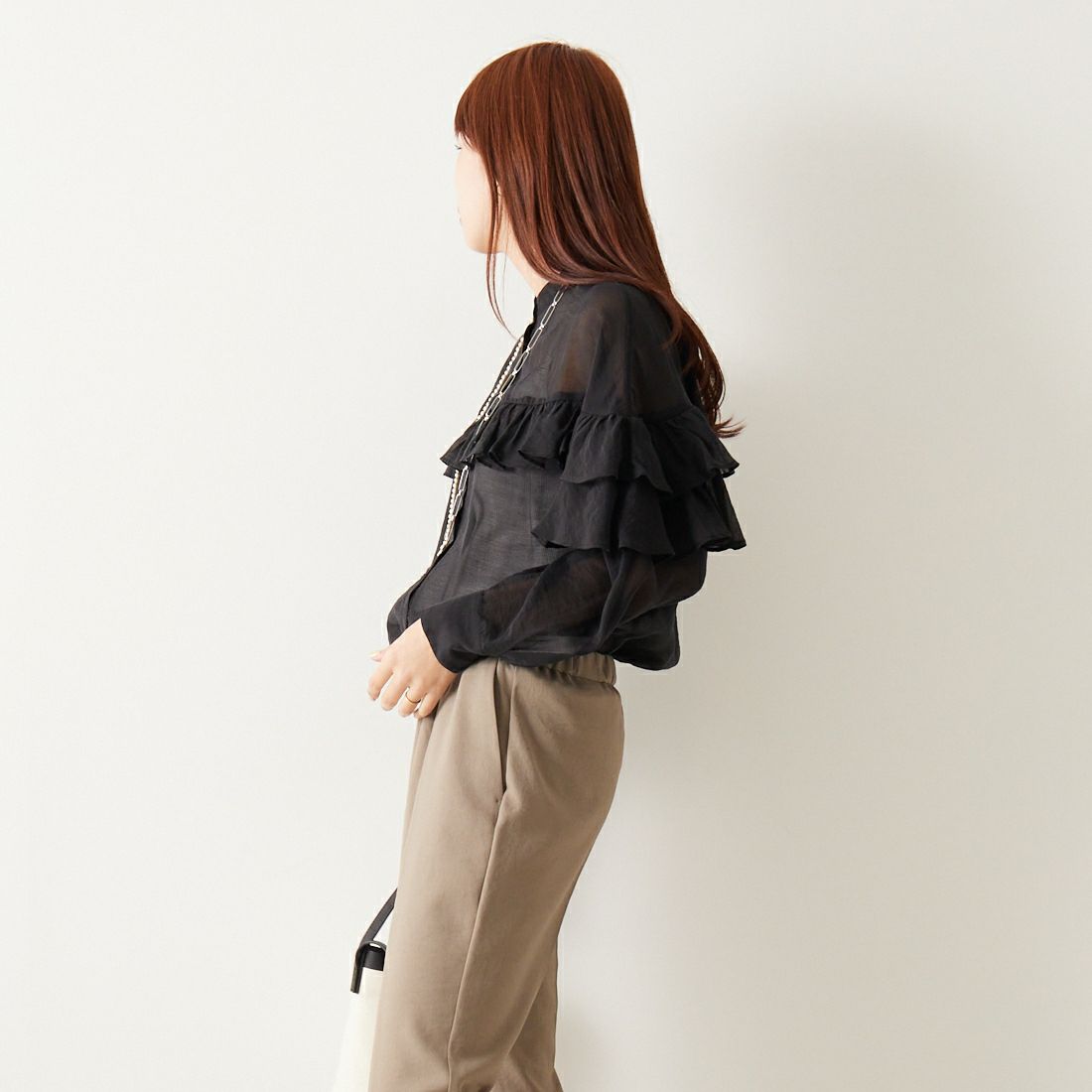 CLOCHE [クロシェ] シアーフリルブラウス [41285645] 88 ﾌﾞﾗｯｸ &&モデル身長：167cm 着用サイズ：2&&