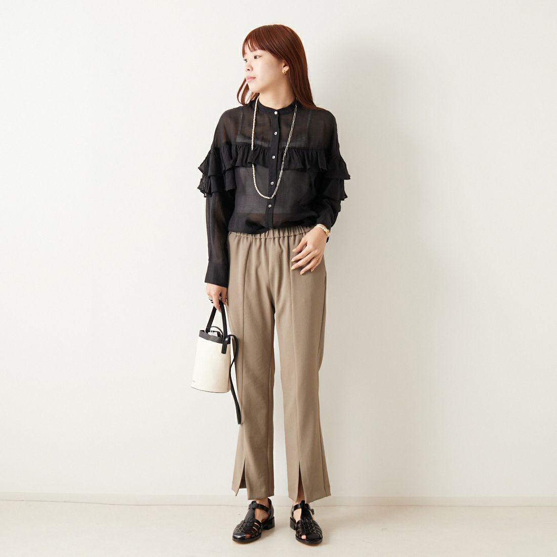 CLOCHE [クロシェ] シアーフリルブラウス [41285645] 88 ﾌﾞﾗｯｸ &&モデル身長：167cm 着用サイズ：2&&