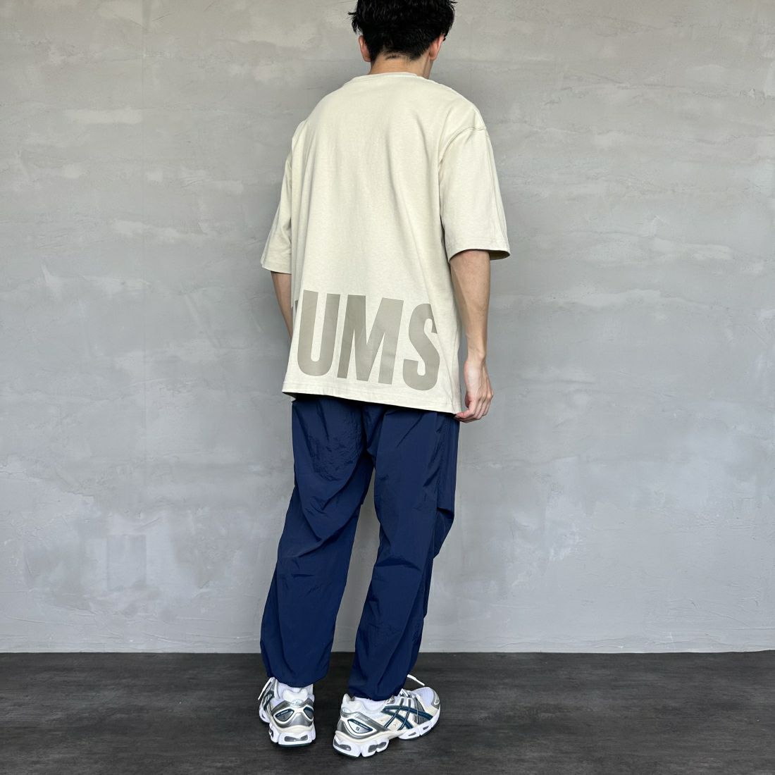 CHUMS [チャムス] オーバーサイズド チャムスTシャツ [CH01-2355] G057 GREIG &&モデル身長：168cm 着用サイズ：L&&