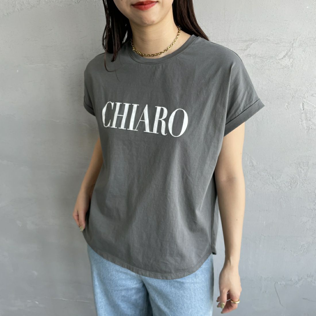 MICA&DEAL [マイカアンドディール] CHIARO プリントTシャツ [0124109004] GRAY &&モデル身長：163cm 着用サイズ：36&&