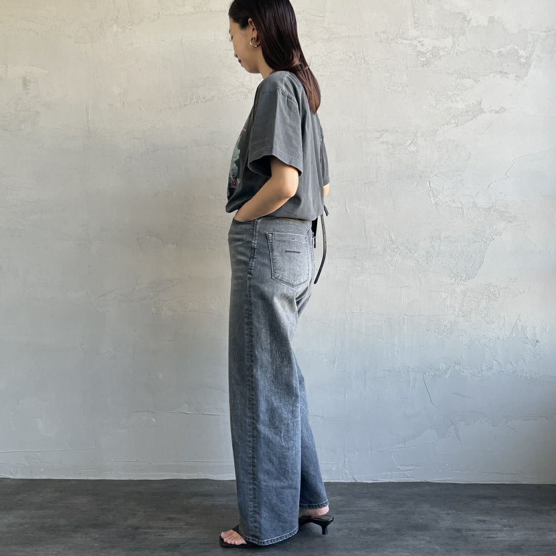 美品✨YANUK/JOAN ヤヌーク ルーズストレート グレー 22インチ ほぼ  