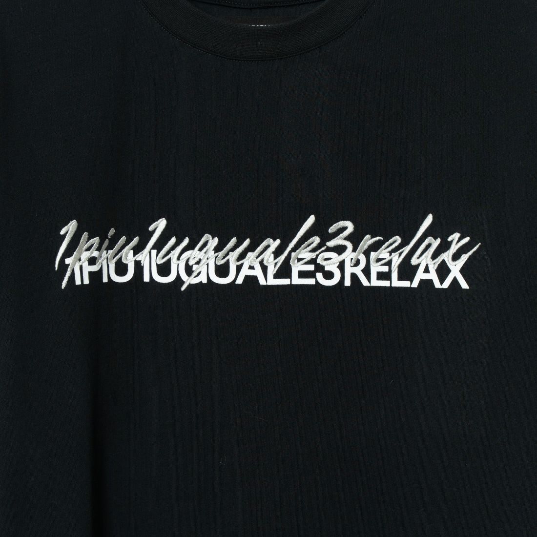 1PIU1UGUALE3 RELAX [ウノ ピゥ ウノ ウグァーレ トレ] ダブルロゴ半袖Tシャツ [UST-24003] SN90 BLACK