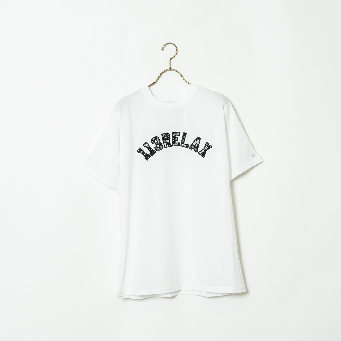 1PIU1UGUALE3 RELAX [ウノ ピゥ ウノ ウグァーレ トレ] ペイズリーロゴ半袖Tシャツ [UST-24002] SN10 WHITE