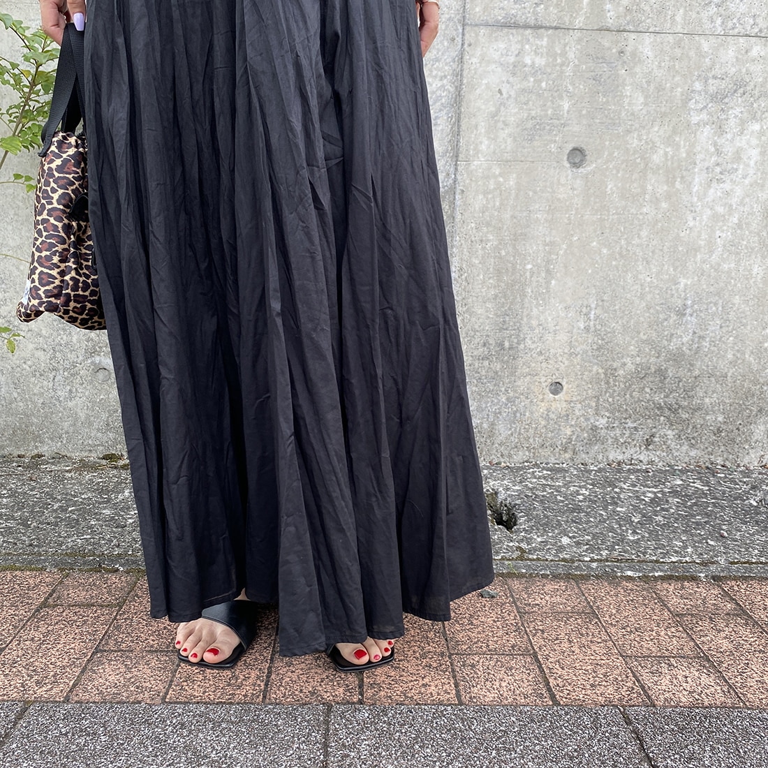 mizuiro ind [ミズイロインド] ボリュームフレアスカート [3-260010] 99 BLACK &&モデル身長：156cm 着用サイズ：F&&