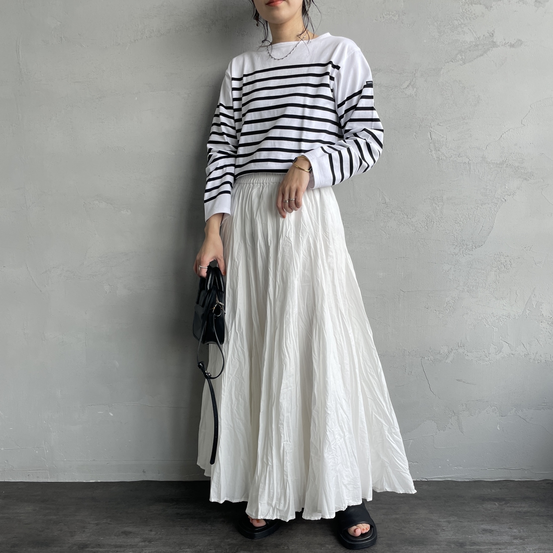 mizuiro ind [ミズイロインド] ボリュームフレアスカート [3-260010] 11 O.WHITE &&モデル身長：160cm 着用サイズ：F&&