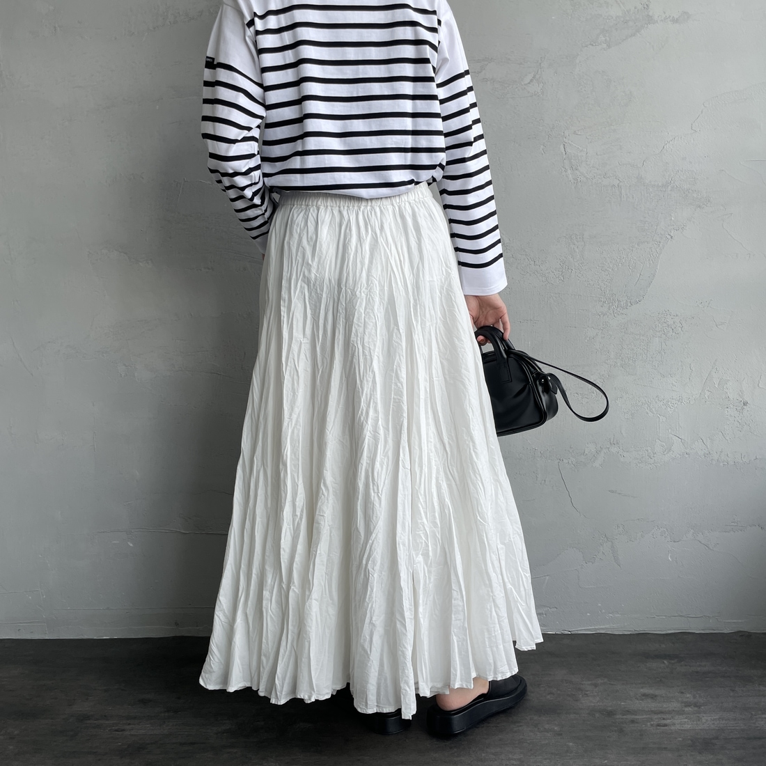 mizuiro ind [ミズイロインド] ボリュームフレアスカート [3-260010] 11 O.WHITE &&モデル身長：160cm 着用サイズ：F&&