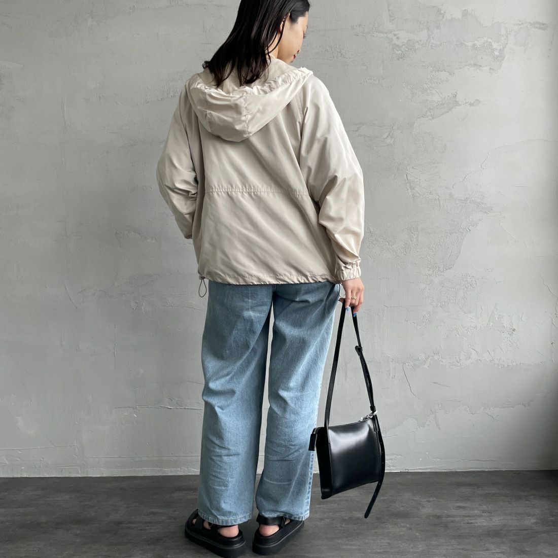KELTY [ケルティ] 別注 ナイロンタフタ フードジャケット [KE242W10IN01-JF] ｱｲﾎﾞﾘｰ &&モデル身長：163cm 着用サイズ：S&&