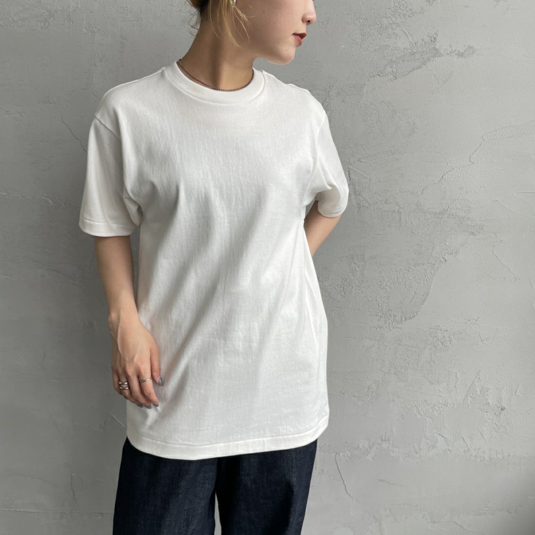 Hanes [ヘインズ] 1P SHIRO クルーネックTシャツ [HM1-X201] 010 ﾎﾜｲﾄ &&モデル身長：156cm 着用サイズ：S&&