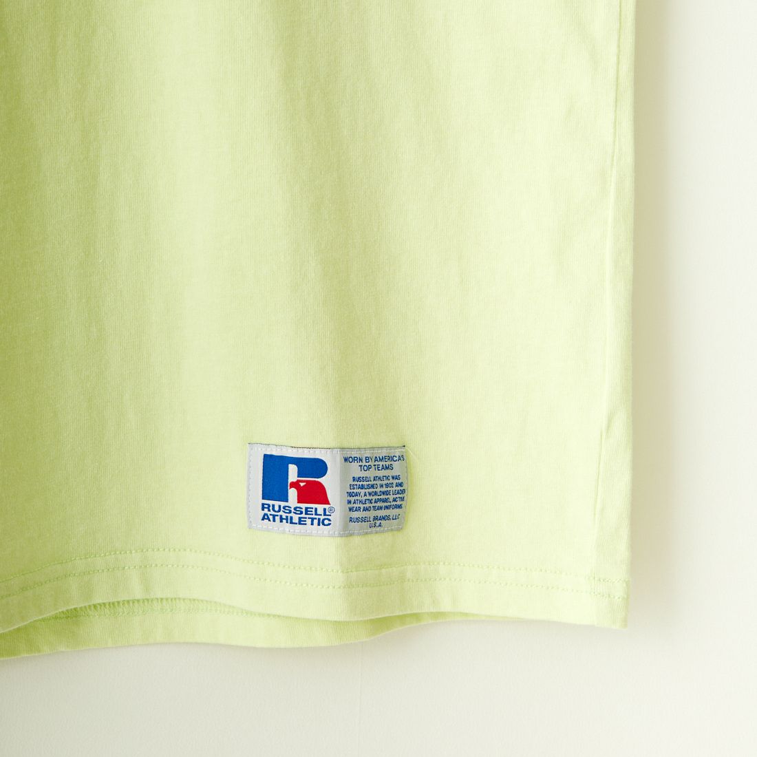 RUSSELL ATHLETIC [ラッセル アスレチック] BOOKSTORE ジャージーグラフィックTシャツ [RC-24032-B] 233 LEMON