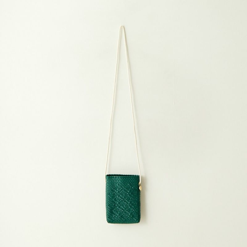 肩掛けができるMERCADO POUCH | Letra｜レトラ公式通販