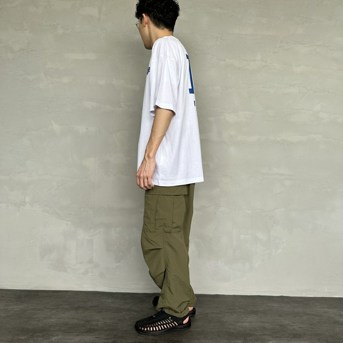 Fanatics [ファナティクス] 別注 MLBバックプリント ショートスリーブTシャツ [ML0122SS0002-JF] WHITE &&モデル身長：168cm 着用サイズ：XL&&