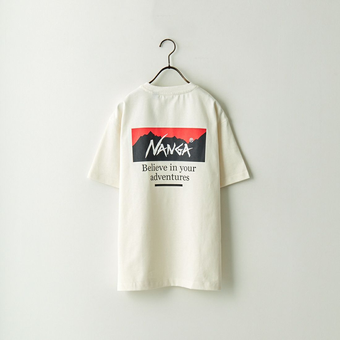 JEANSFACTORY × NANGA [ジーンズファクトリー × ナンガ] 別注 ブランドボックスロゴ バックプリントTシャツ [NW24SS-JF1]  WHITE