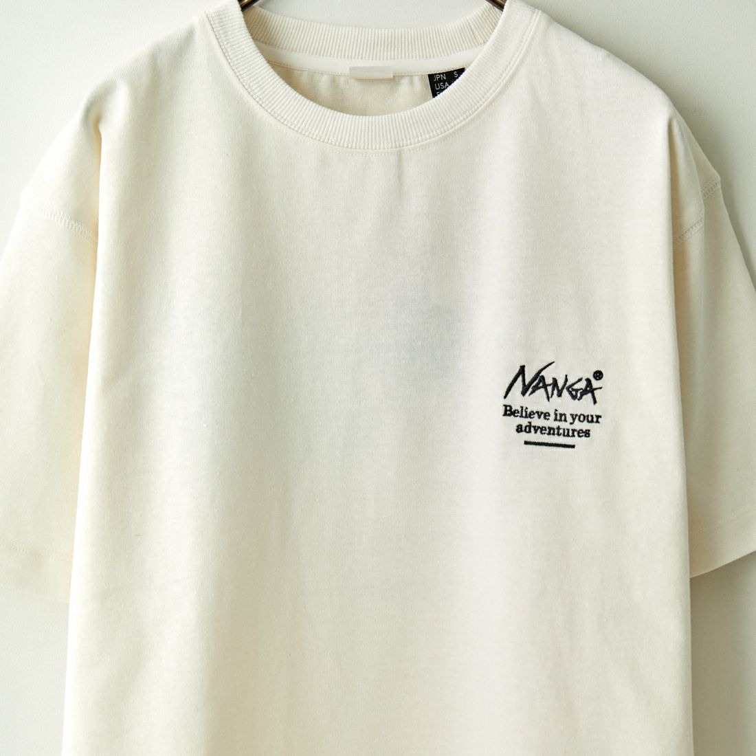 JEANSFACTORY × NANGA [ジーンズファクトリー × ナンガ] 別注 ブランドボックスロゴ バックプリントTシャツ [NW24SS-JF1]  WHITE