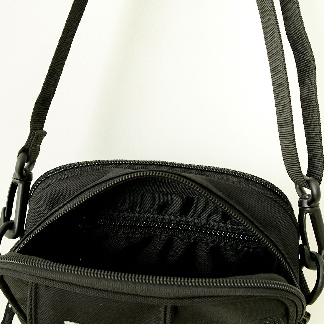 carhartt WIP [カーハートダブリューアイピー] エッセンシャル ショルダーバッグ [I031470] BLACK