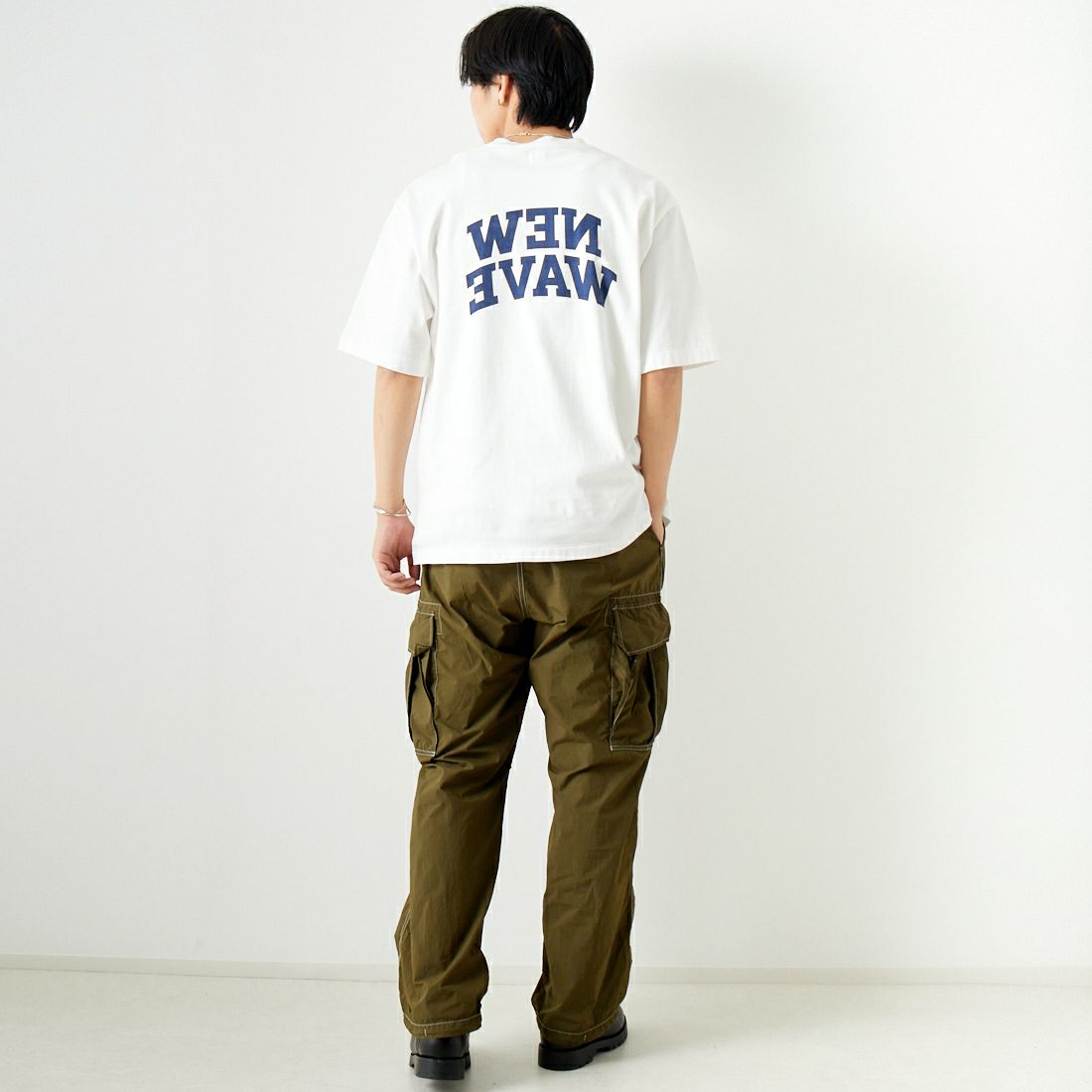 blurhms ROOTSTOCK [ブラームス ルーツストック] 別注 NEW WAVE プリントTシャツ [BROOTS24S34-JF] WHITE &&モデル身長：179cm 着用サイズ：3&&