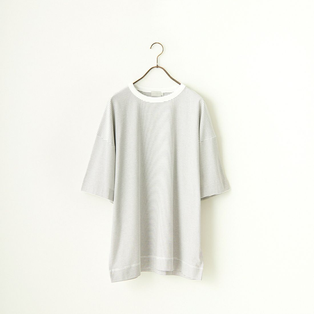 WHITE/BLAC