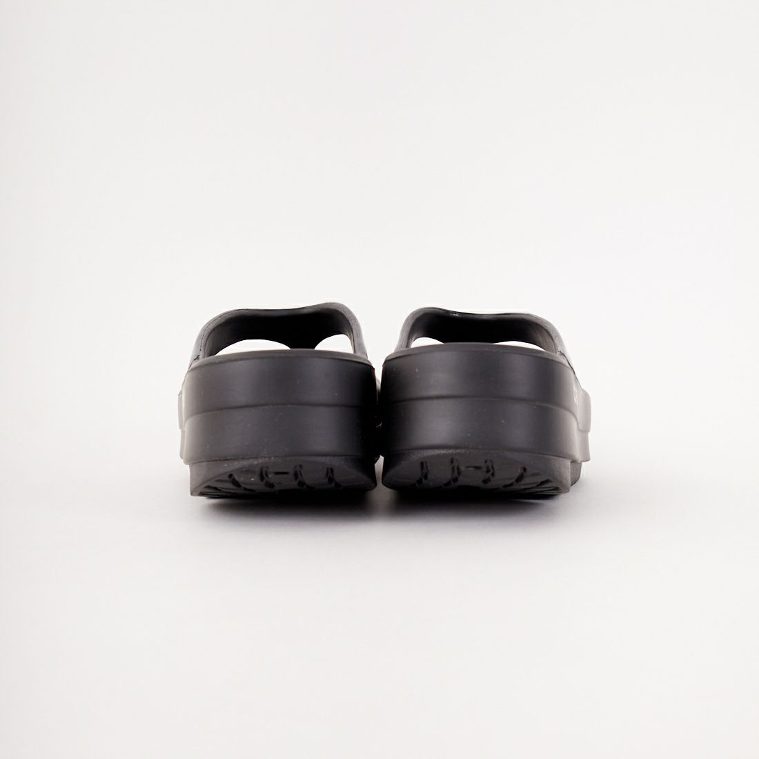 OOFOS [ウーフォス] OOMEGA(ウーメガ) [OOMEGA] BLACK