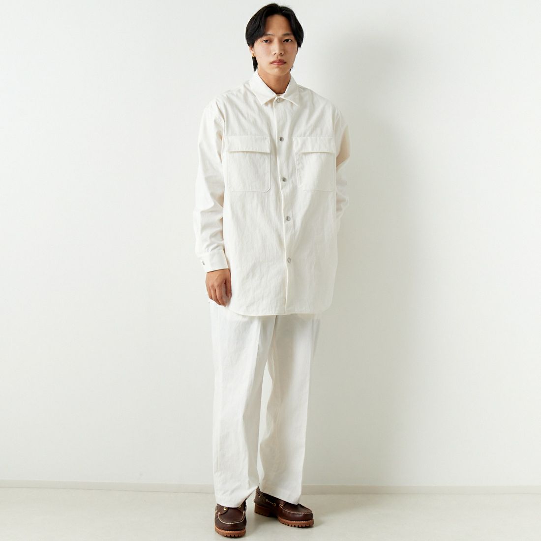 ATELIER BETON [アトリエベトン] チノクロスオーバーシャツ [241-06C] WHITE &&モデル身長：179cm 着用サイズ：4&&